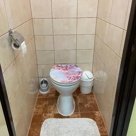 Holiday Apartman *
