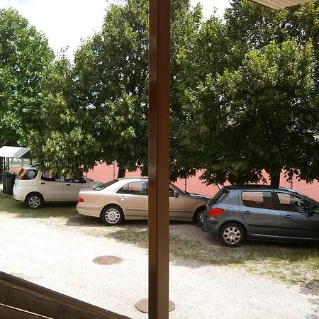 Holiday Apartman * Hévíz