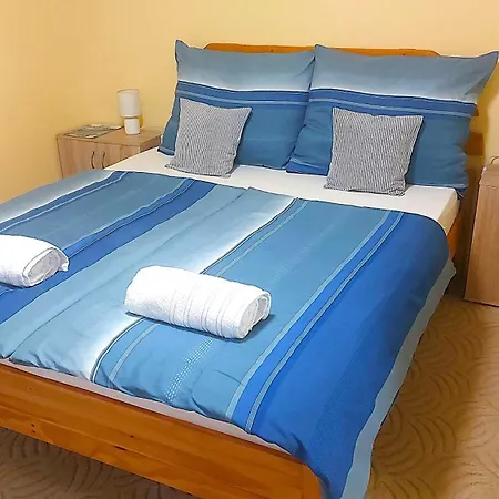 Holiday Apartman