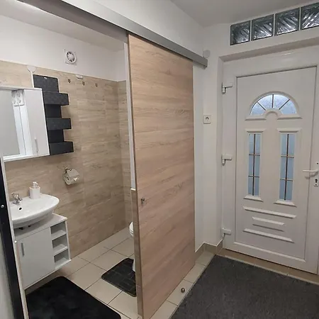 Holiday Apartman Apartment
