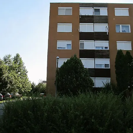 Holiday Apartman * Hévíz